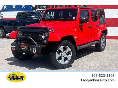 Used 2017 Jeep Wrangler Unlimited Sahara w/ Dual Top Group AWD/4WD image 1
