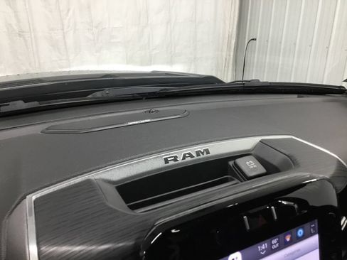 Used 2023 RAM 1500 Laramie AWD/4WD image 24