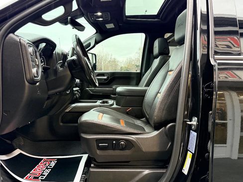 Used 2022 GMC Sierra 2500 AT4 w/ AT4 Premium Plus Package image 20