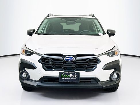 Used 2025 Subaru Crosstrek 2.0i Premium AWD/4WD image 2