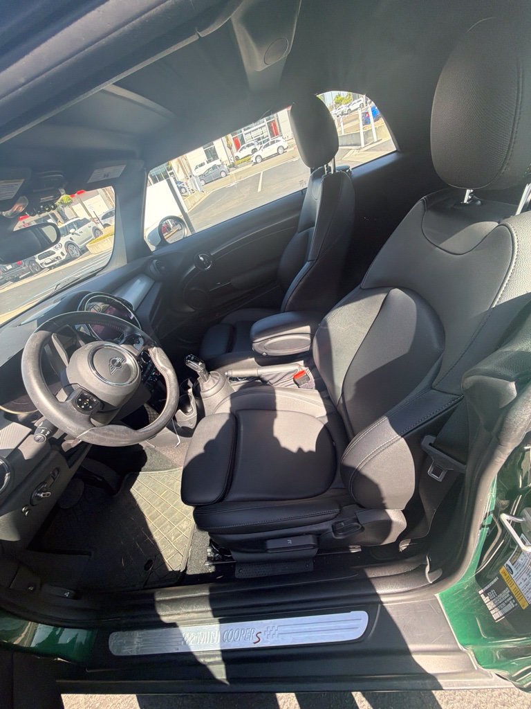 Used 2023 MINI Cooper S FWD image 3