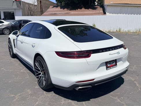 Used 2017 Porsche Panamera 4 AWD/4WD image 4
