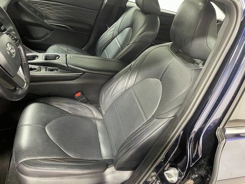 Used 2021 Toyota Avalon Limited w/ Advanced Safety Package image 12