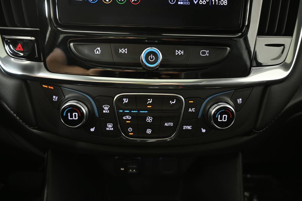 Used 2021 Chevrolet Traverse High Country AWD/4WD image 33