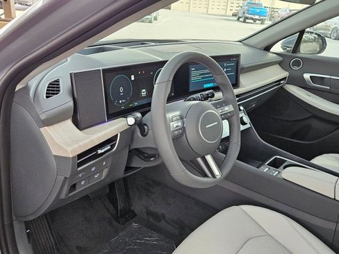 Used 2026 Hyundai Sonata Limited FWD image 4