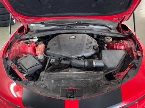 Used 2017 Chevrolet Camaro LT RWD image 14