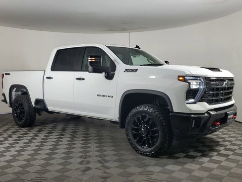 New 2026 Chevrolet Silverado 2500 LT w/ Trail Boss Package image 2