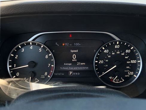 Used 2023 Nissan Frontier S w/ Technology Package RWD image 11