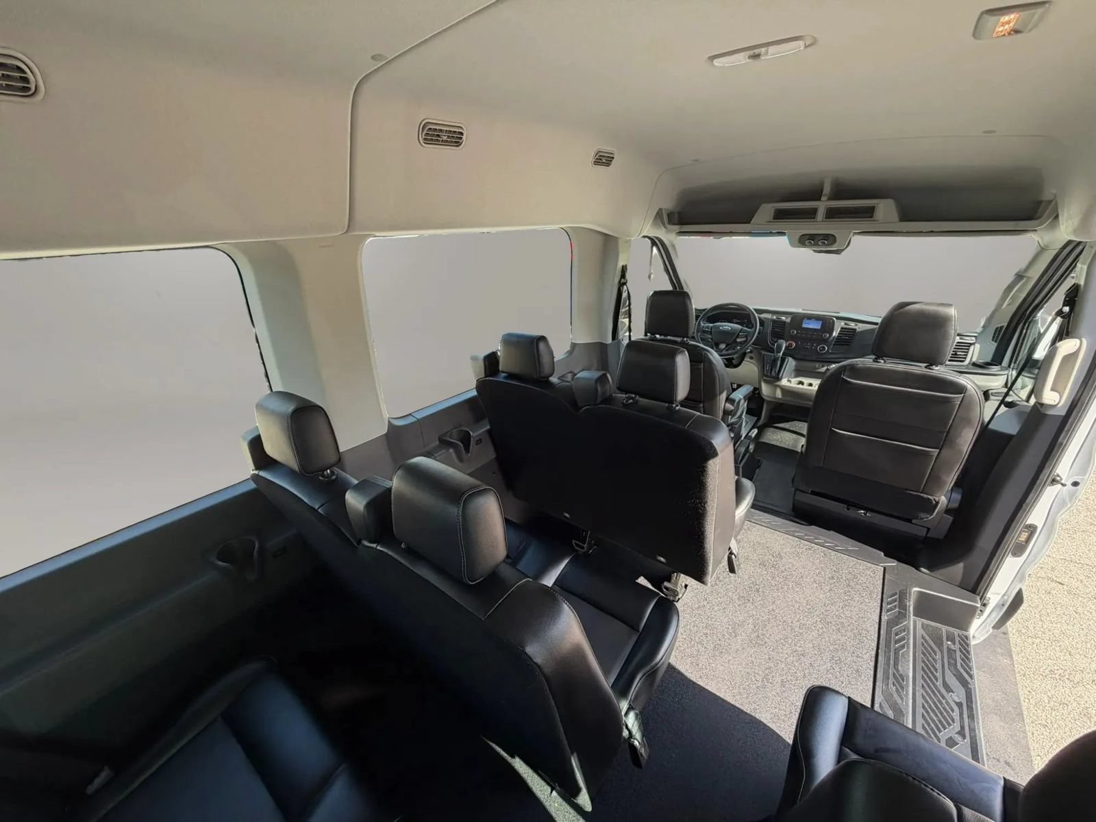 Used 2020 Ford Transit 150 XL RWD image 23