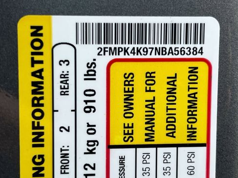 Used 2022 Ford Edge Titanium w/ Equipment Group 301A AWD/4WD image 35