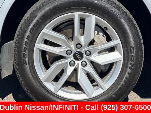 Used 2023 Audi Q5 2.0T Premium w/ Convenience Package AWD/4WD image 47