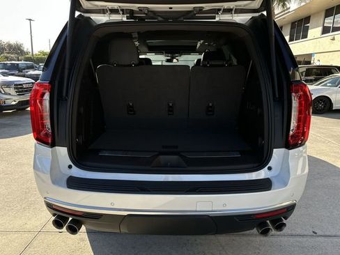 Certified 2022 GMC Yukon Denali image 32