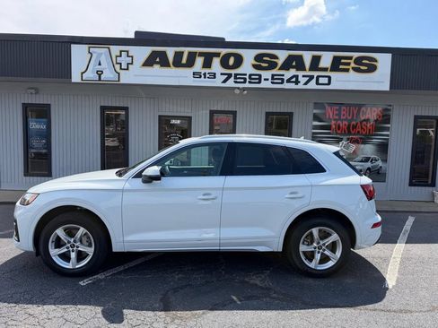 Used 2023 Audi Q5 2.0T Premium w/ Convenience Package AWD/4WD image 1