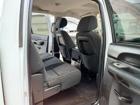 Used 2012 GMC Sierra 2500 SLE w/ SLE Preferred Package AWD/4WD image 17