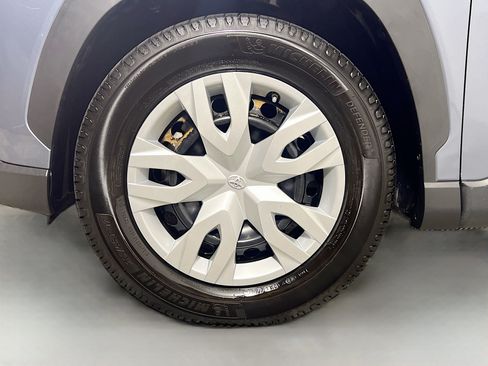 Used 2022 Toyota Corolla Cross L FWD image 14