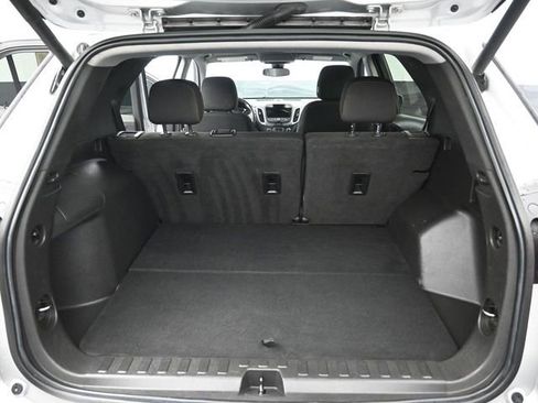 Used 2022 Chevrolet Equinox LT FWD image 31