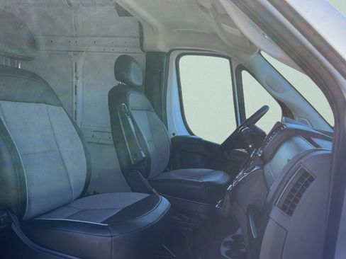 Used 2023 RAM ProMaster 2500 FWD image 24