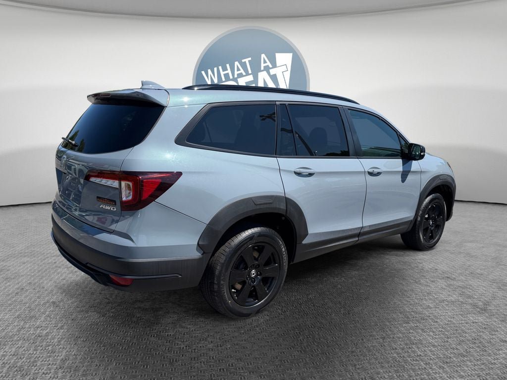 Used 2022 Honda Pilot TrailSport image 3