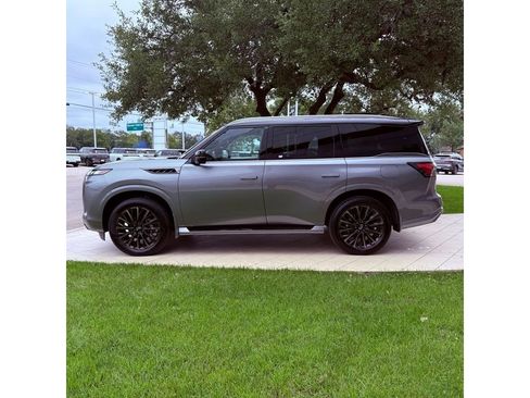 Certified 2026 INFINITI QX80 Autograph w/ Premium Cargo Package AWD/4WD image 9