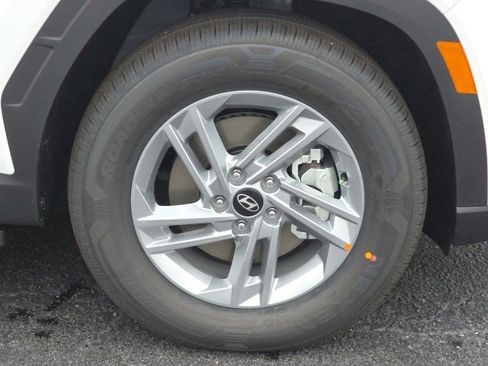 New 2026 Hyundai Tucson SE image 21