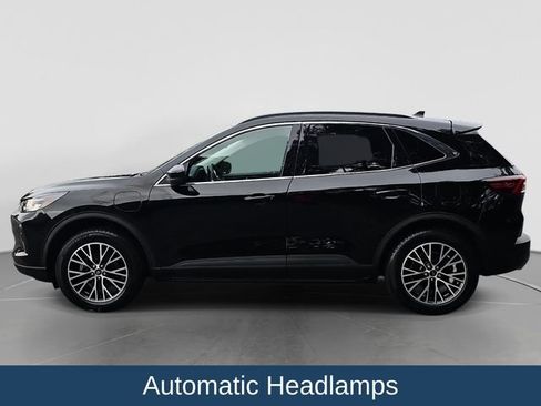 Used 2025 Ford Escape SE FWD image 5