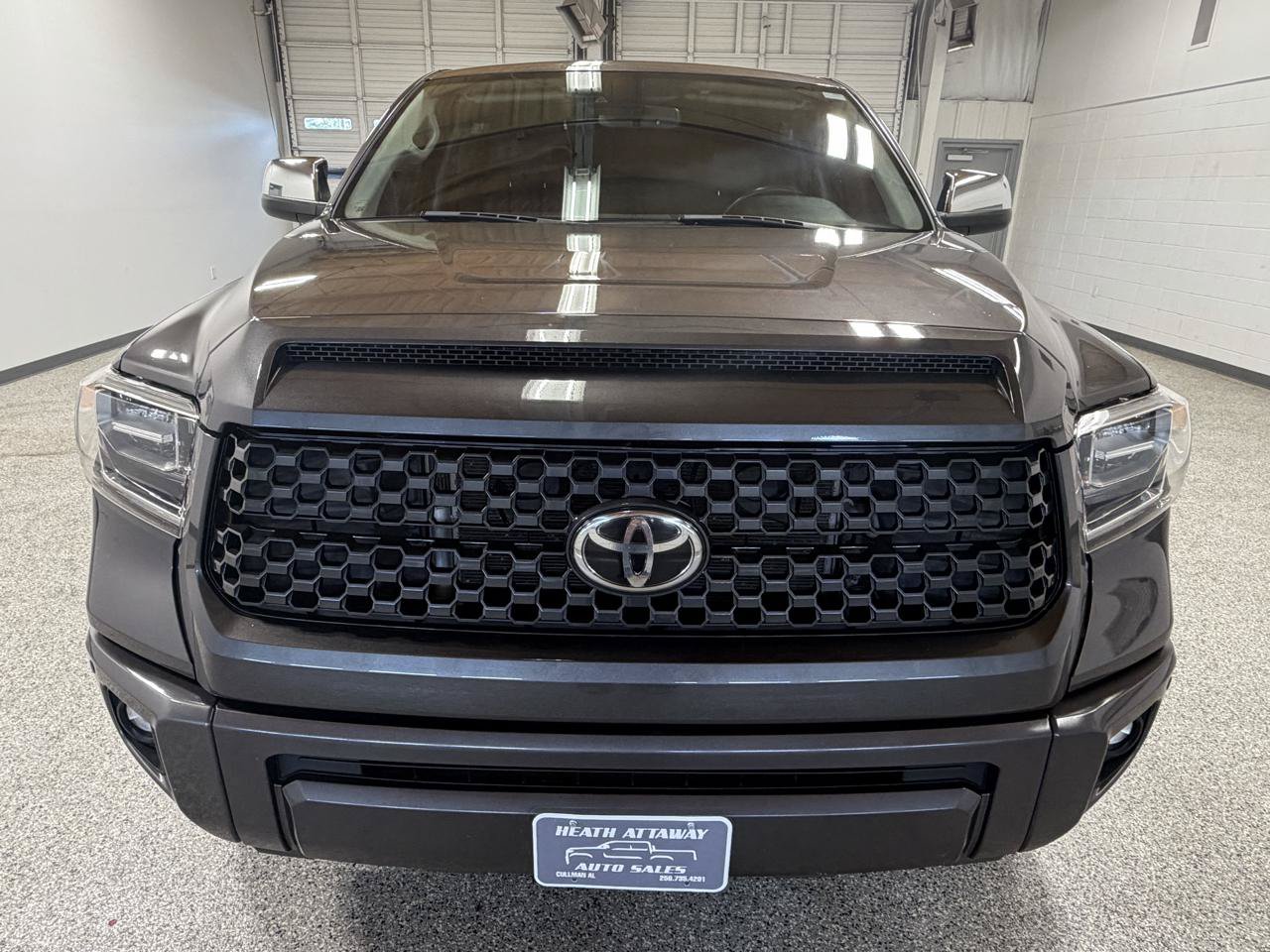 Used 2020 Toyota Tundra Platinum AWD/4WD image 3