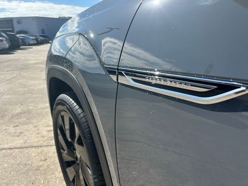 New 2026 Volkswagen Atlas Cross Sport SE image 24