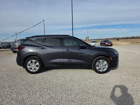 Used 2021 Chevrolet Blazer LT image 3