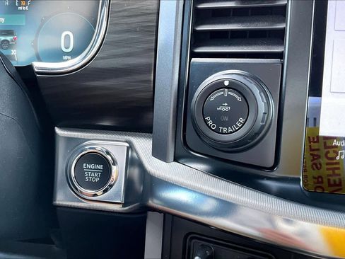 Used 2024 Ford F150 Lariat w/ FX4 Off-Road Package image 33