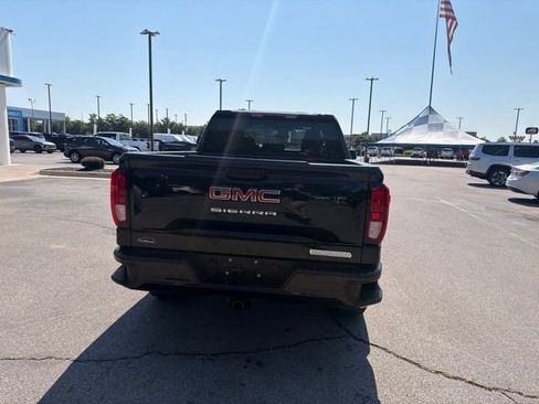 Used 2024 GMC Sierra 1500 Elevation AWD/4WD image 4