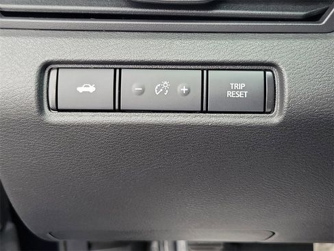 Used 2023 Nissan Altima 2.5 SR image 15