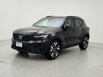New 2026 Volvo XC40 B5 Ultra w/ Protection Package Premier