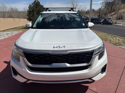 Used 2022 Kia Seltos S image 2