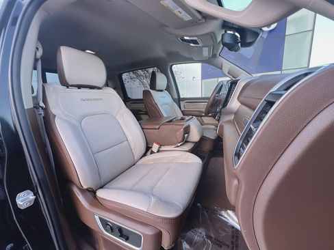 Used 2019 RAM 1500 Laramie image 27