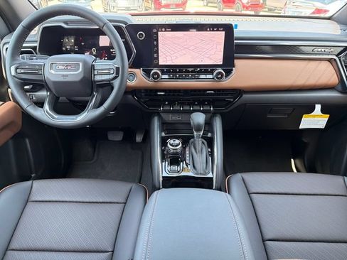 New 2026 GMC Canyon AT4 w/ Technology Plus Package AWD/4WD image 9