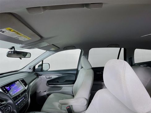 Used 2017 Honda Pilot EX image 13