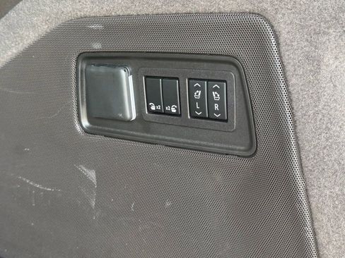 Used 2024 Cadillac Escalade ESV Premium Luxury w/ LPO, Floor Liner Package AWD/4WD image 35