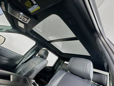 Used 2023 Toyota Tundra Platinum AWD/4WD image 14