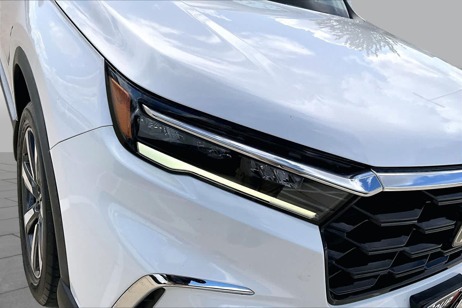 Used 2023 Honda Pilot Touring image 27