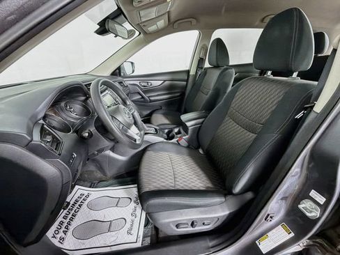 Used 2019 Nissan Rogue SV AWD/4WD image 19