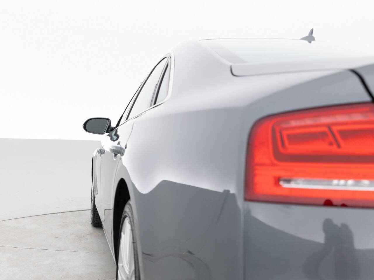 Used 2014 Audi A8 3.0T AWD/4WD image 13