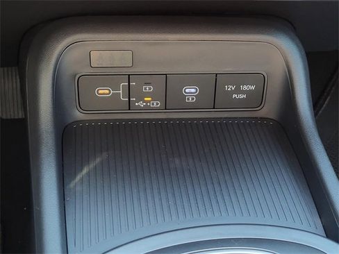 New 2026 Hyundai Kona SE image 17