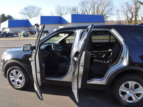 Used 2017 Ford Explorer 4WD Police Interceptor image 15