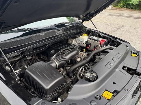 Used 2019 RAM 1500 Big Horn AWD/4WD image 15