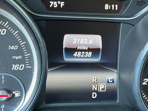 Used 2019 Mercedes-Benz GLA 250 4MATIC image 29