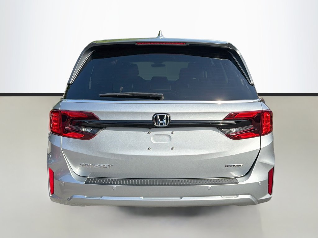 Certified 2025 Honda Odyssey Touring image 6