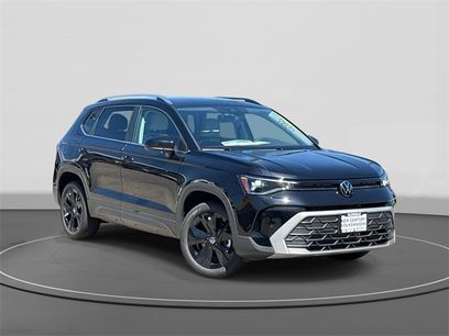 New 2025 Volkswagen Taos SE