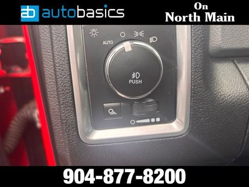 Used 2018 RAM 1500 Outdoorsman AWD/4WD image 30