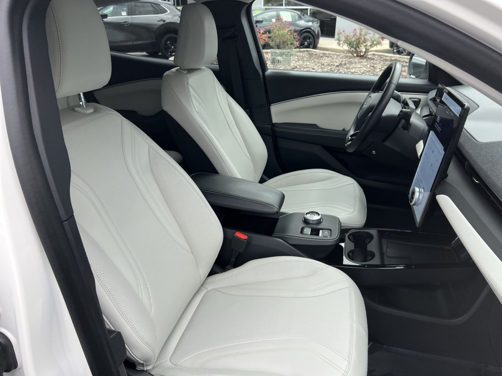 Used 2024 Ford Mustang Mach-E Premium AWD/4WD image 26