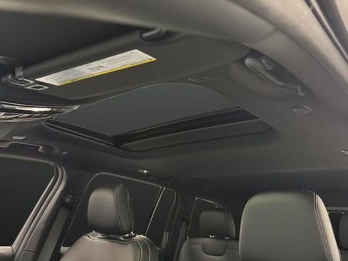 New 2026 Jeep Grand Cherokee Altitude image 12